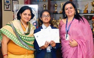 ESSAY WRITING COMPETITION BY UNIC & SRCM