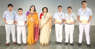 BLUE BELLS MODEL SCHOOL EXHIBITS HALLMARK OF EXCELLENCE IN  SOF OLYMPIADS 2018-19