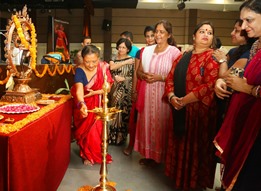 BLUE BELLS MODEL SCHOOL, SECTOR 4 HOSTED KATHAK WORKSHOP BY   VIDUSHIJI SASWATI SEN