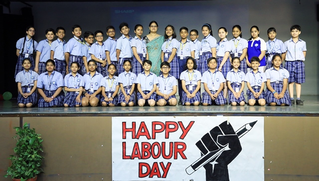 Class VI D’s Assembly in Honour of Workers' Contributions and Achievements
