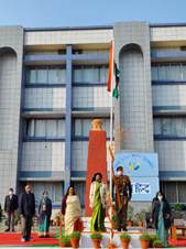 BLUE BELLS MODEL SCHOOL COMMEMORATES 72nd REPUBLIC DAY