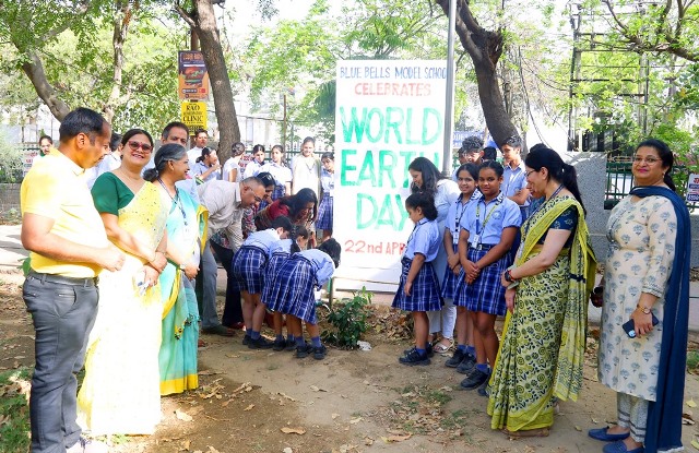 GREEN DAY CELEBRATION 