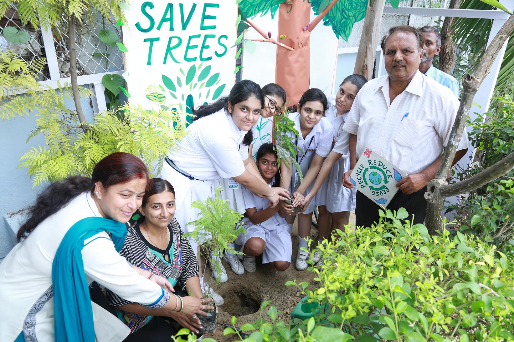Sapling Plantation – ‘Harit Gurugram – Ek Prayas 2017’