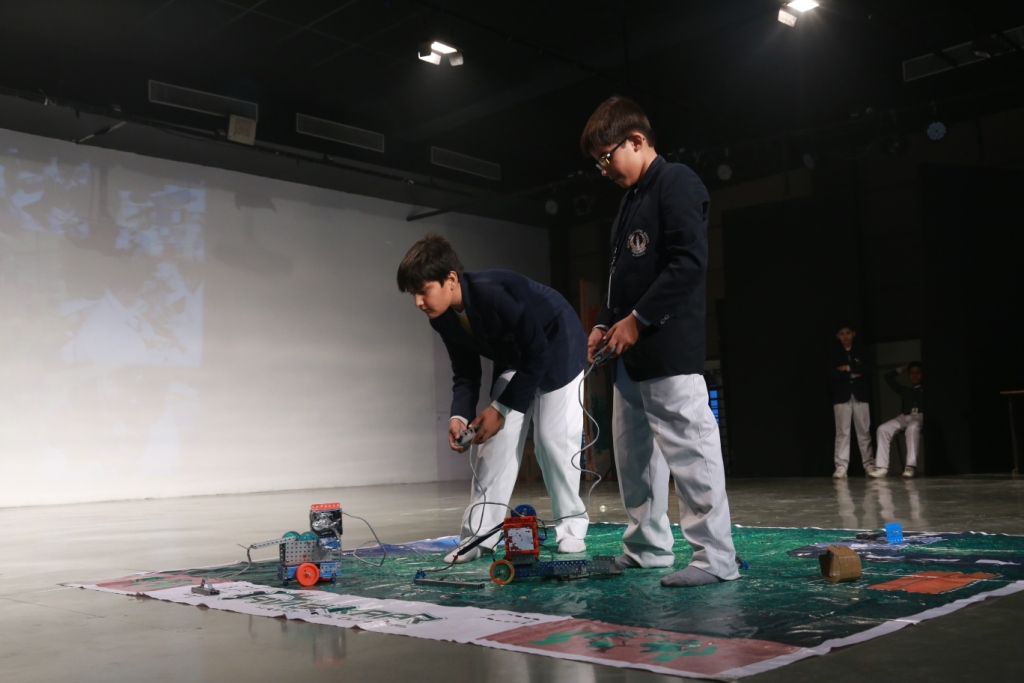 ROBOTICS CLUB ASSEMBLY PRESENTATION
